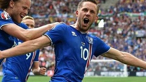 标题：VAR四度改判博多格林特2-0桑德菲杰夺赛季开门红