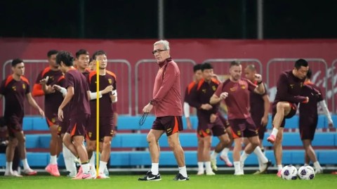 业余宗师何以挑战国家队？长胶“黄老邪”技术打法深度解析