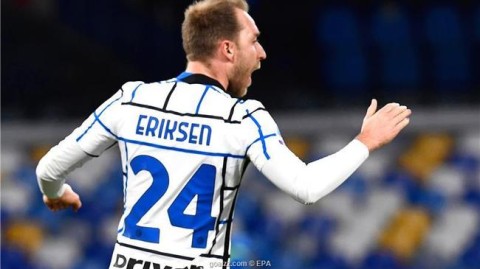 11打10狂轰27脚0进球！维拉主场遭十人小蜜蜂蛰伤，争冠梦一夜破碎