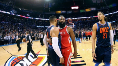 从39分惨败里淘到的宝！香港金牛这波15连胜，比喝冰镇酸梅汤还解暑