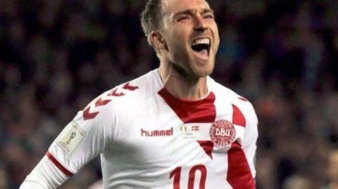 秘鲁0-1丹麦：VAR历史性判罚+奎瓦失点，鲍尔森将功补过助北欧劲旅取开门红