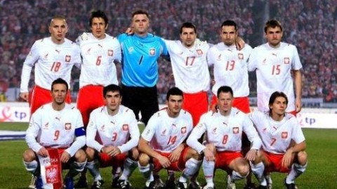 标题：世界杯C组奥乔亚神扑莱万点球，墨西哥0-0波兰