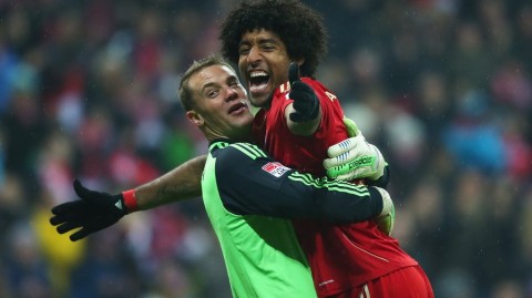 美因茨1-1汉堡，阿米里凌空破门，法比奥-维埃拉任意球扳平