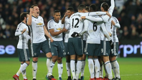 联赛首胜！狼队主场3-0横扫西汉姆联，新帅爱德华兹上演开门红