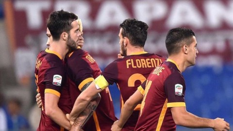 欧冠垫底之战谁先破零？穆里尼奥6分钟闪击破局，阿贾克斯主场0-2吞下五连败