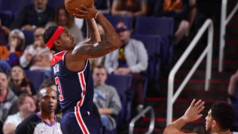 奇才终于硬了一回！客场暴揍活塞送对手14连败，库兹马这大腿抱得真舒服