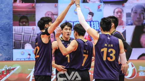 上海男排铸就金色王朝 全华班卫冕加冕十六冠王