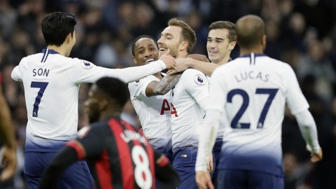 凯恩破纪录难阻溃败！热刺主场1-3遭布伦特福德逆转，主场连败创耻辱纪录