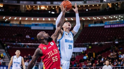 告别“饮水机”直飞NBA？2026赛季中国CBA身高最高球员徐昕华丽逆袭