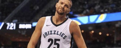 托米奇草地六连胜沃达斯科时隔两年重返四强