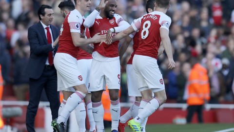 阿玛德12分钟戴帽逆转副班长，曼联终结主场连败距前四仅差4分