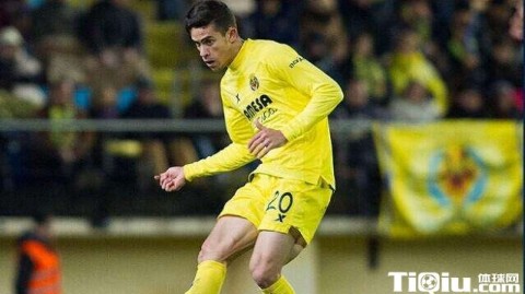 十人应战点球不进！新赛季西甲揭幕战，奥维耶多重返顶级联赛首战折戟