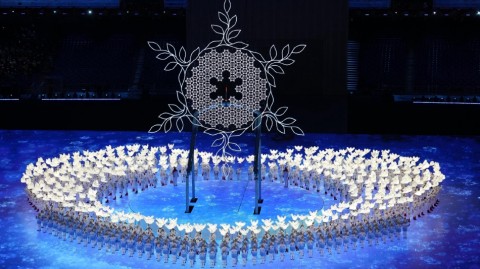 一片雪花的邀约：回望北京2022冬奥会开幕式里的团结与未来