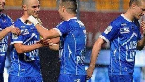 03月15日法甲第26轮昂热vs尼斯黑马逆袭记：缺兵少将的尼斯如何在客场把昂热打回原形