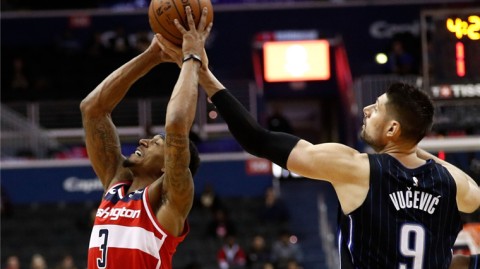 威少梦回巅峰扔进6记三分，小萨王者归来！国王主场硬是把奇才打成了筛子